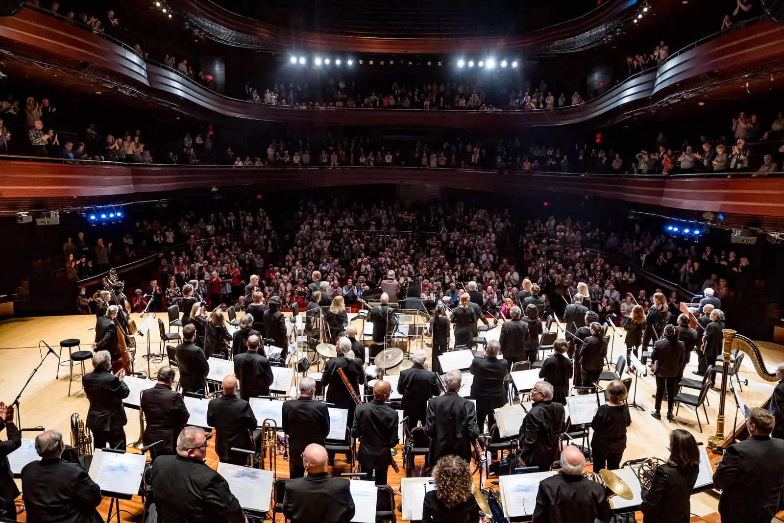 Philly Pops performing