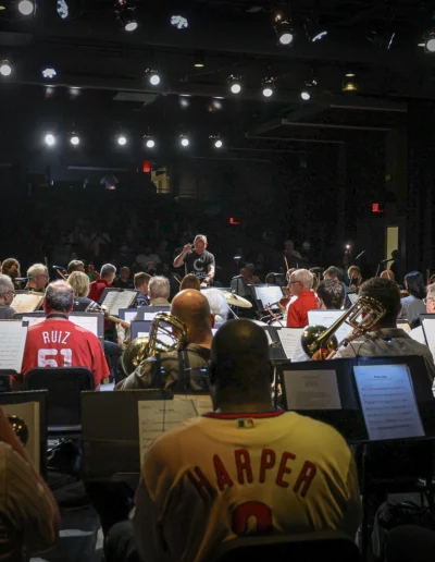 No Name Pops from behind the orchestra