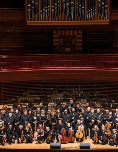 Photo of the entire No Name Pops Orchestra on the Verizon Hall stage at the Kimmel Center